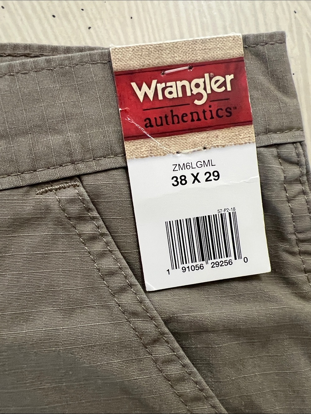Wrangler Men's Cargo Pants in Olive/Taupe